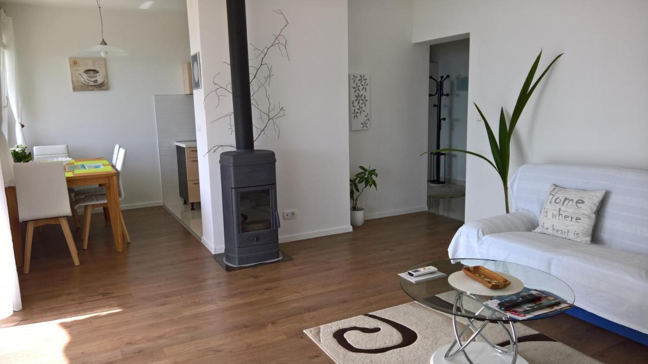 אופטיה Apartment Nives מראה חיצוני תמונה